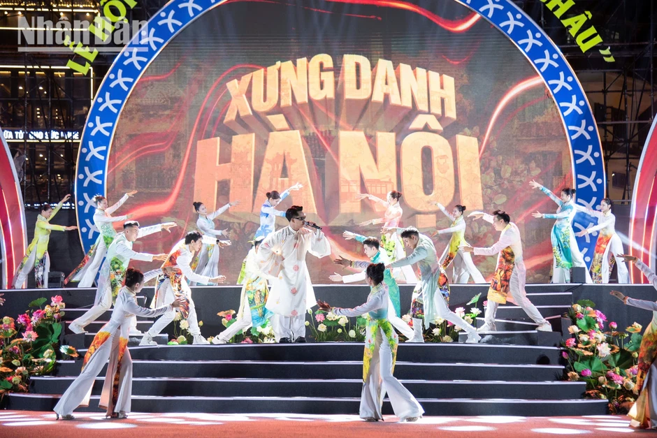 [Ảnh] Gặp gỡ văn hóa, giao lưu nhân dân và kết nối quốc tế tại "Sắc màu năm châu"