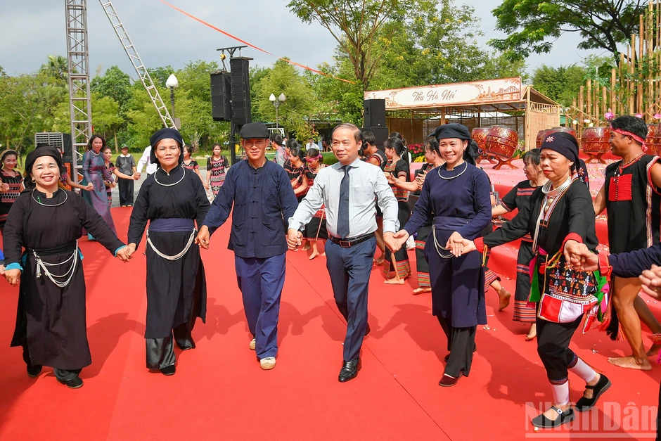 [Ảnh] Lễ phát động "Ngày văn hóa Việt Nam năm 2026"