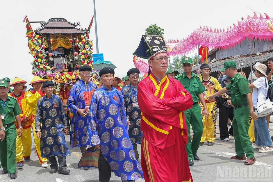 [Ảnh] Người dân Cần Giờ mừng Lễ hội Nghinh Ông - Thành phố Hồ Chí Minh