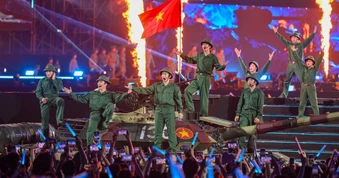 [Ảnh] Sao Nhập Ngũ Concert 2026 - Cuộc đối thoại lịch sử giữa 2 thế hệ “Tuổi đôi mươi”