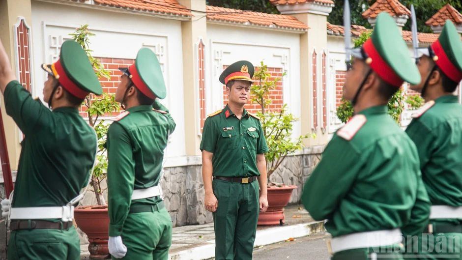 [Ảnh] Tiểu đoàn 180 tích cực luyện tập phục vụ chương trình “Tổ quốc trong tim”