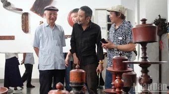 “Chạm” nghề phố cổ Hà thành