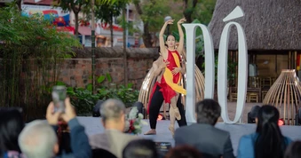 “Dó” mang ballet đến gần công chúng Việt