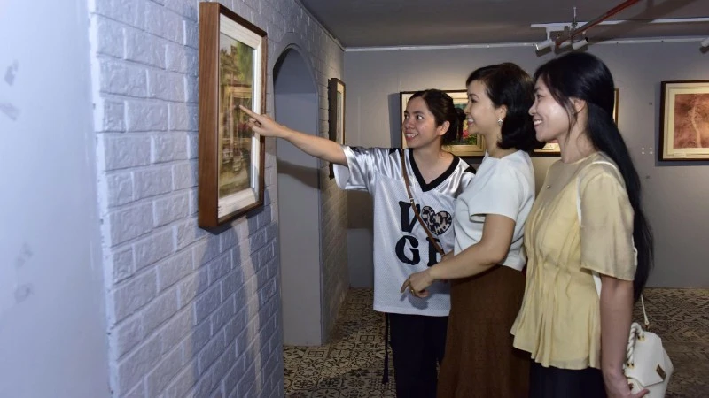 “Giai điệu Thống nhất” và “Việt Nam quê hương tôi” mừng ngày lễ lớn