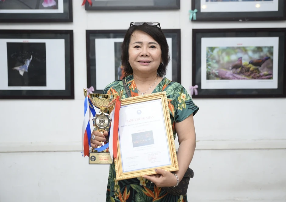 ‘Nhà nhà đón xuân‘ và ’Tình cha‘ đoạt giải nhất cuộc thi ’Ảnh nghệ thuật Mùa Xuân Bính Ngọ 2026‘