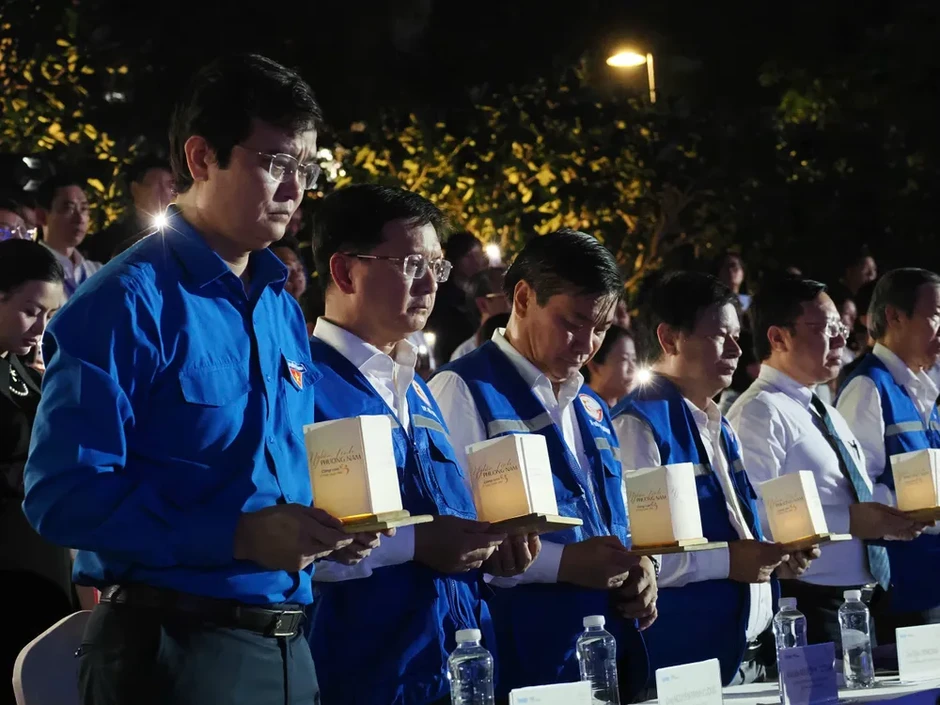 "Cùng con đi tiếp cuộc đời" tiếp sức trẻ mồ côi do đại dịch Covid-19