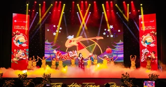 "Trẩy hội trăng rằm" - món quà nghệ thuật đặc biệt mùa Tết Trung thu