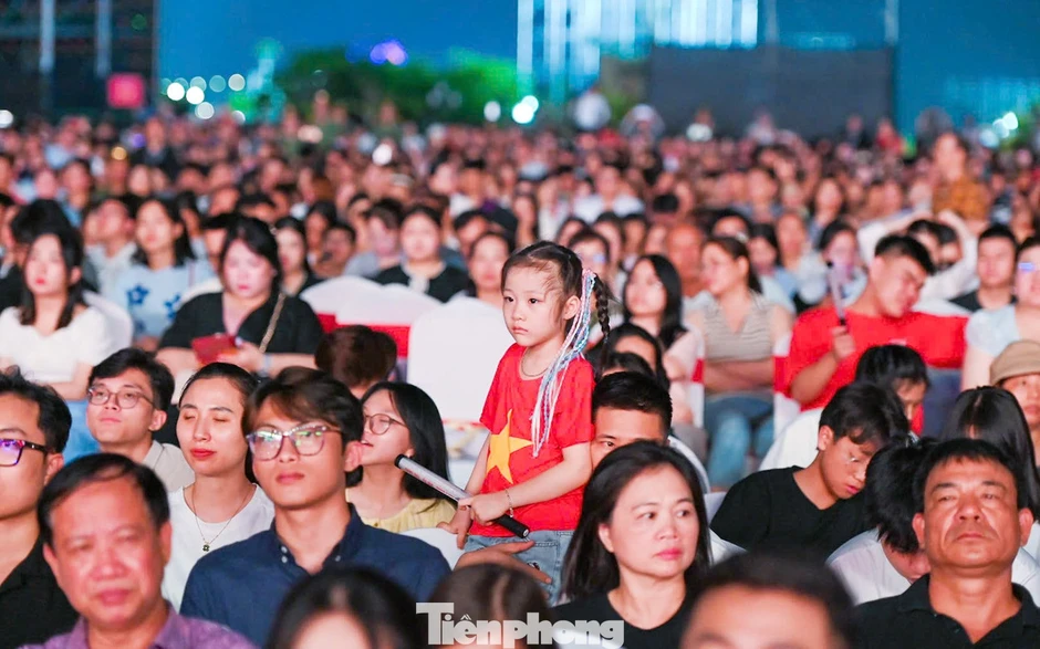 10.000 người tới khai mạc Lễ hội Hoa Phượng Đỏ - Hải Phòng 2026 10.000 người tới khai mạc Lễ hội Hoa Phượng Đỏ - Hải Phòng 2026