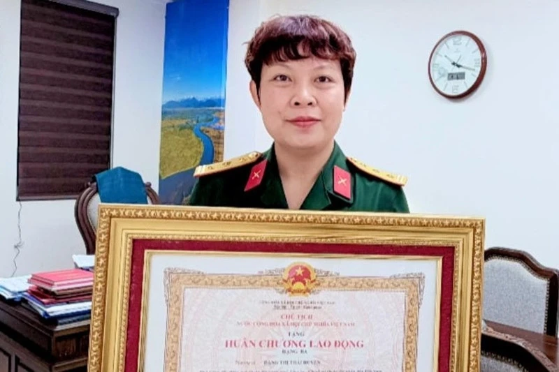 2 NSND và đạo diễn phim bom tấn của Việt Nam được trao Huân chương Lao động là ai?