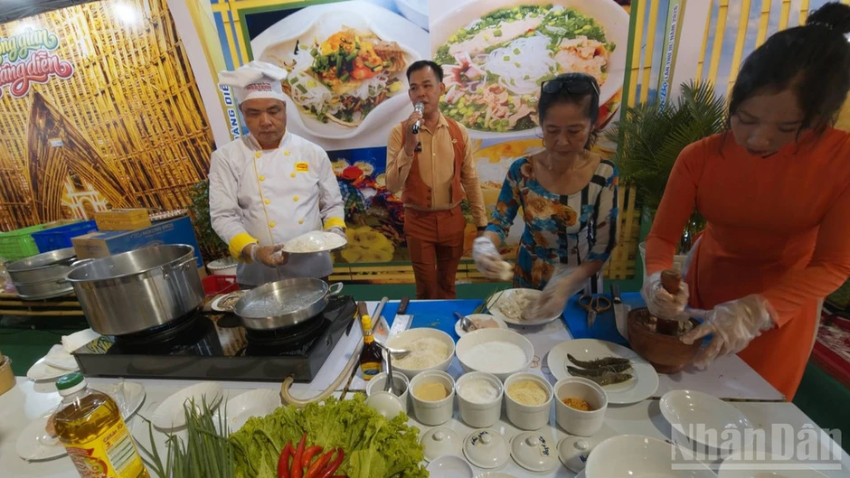 An Giang: Ngày hội hàng trăm loại bánh ngon An Giang: Ngày hội hàng trăm loại bánh ngon