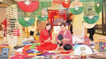 Bắc cầu sáng tạo nâng tầm di sản làng nghề