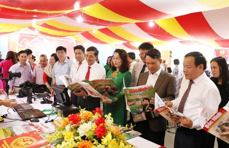 Bắc Ninh khai mạc Hội báo Xuân Bính Ngọ 2026 với chủ đề “Về miền di sản” Bắc Ninh khai mạc Hội báo Xuân Bính Ngọ 2026 với chủ đề “Về miền di sản”