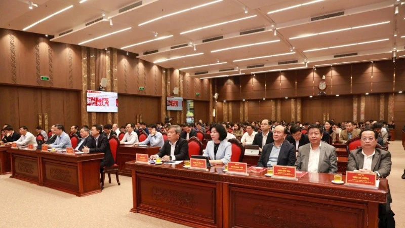 Bài 1: Nền móng vững mở đường sáng tạo Bài 1: Nền móng vững mở đường sáng tạo