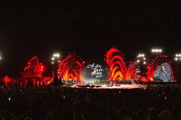 Bài toán xê dịch concert Bài toán xê dịch concert