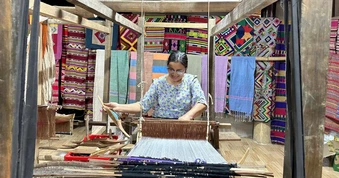Bản sắc văn hóa tạo đà cho phát triển
