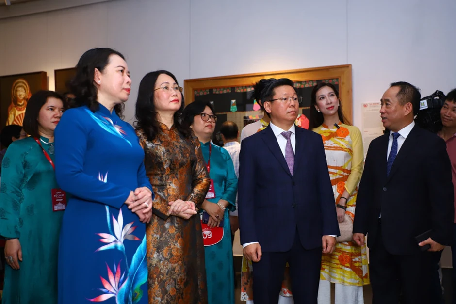 Bảo tàng Mỹ thuật Việt Nam đón nhận Huân chương Lao động hạng Ba Bảo tàng Mỹ thuật Việt Nam đón nhận Huân chương Lao động hạng Ba