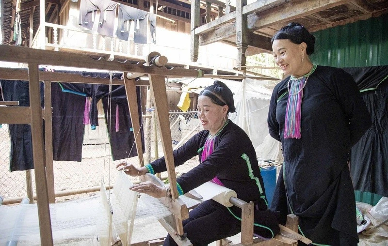 Bình yên giữa đại ngàn Tây Bắc Bình yên giữa đại ngàn Tây Bắc