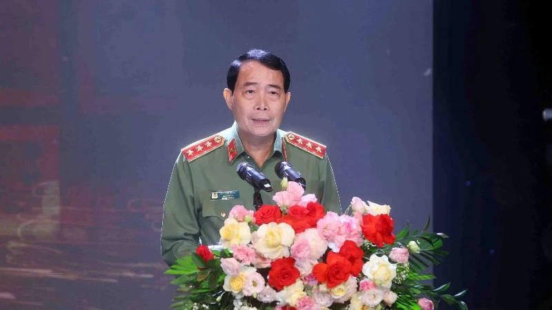 Bộ Công an phát động Giải Báo chí toàn quốc “Vì an ninh Tổ quốc và bình yên cuộc sống" Bộ Công an phát động Giải Báo chí toàn quốc “Vì an ninh Tổ quốc và bình yên cuộc sống"