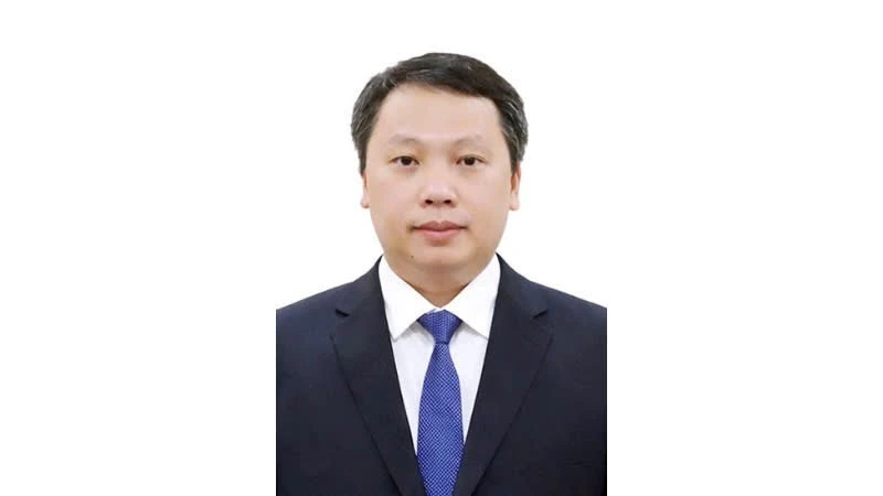 Bổ nhiệm ông Nguyễn Huy Dũng giữ chức Thứ trưởng Văn hoá, Thể thao và Du lịch Bổ nhiệm ông Nguyễn Huy Dũng giữ chức Thứ trưởng Văn hoá, Thể thao và Du lịch