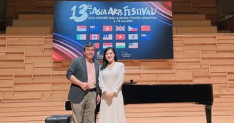 Ca sĩ Bích Hồng làm giám khảo Asia Arts Festival lần thứ 13