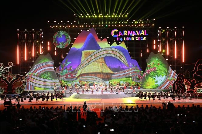 'Carnaval Hạ Long 2026 - Kỳ quan bừng sáng kỷ nguyên mới' hứa hẹn không gian lễ hội rực rỡ 'Carnaval Hạ Long 2026 - Kỳ quan bừng sáng kỷ nguyên mới' hứa hẹn không gian lễ hội rực rỡ