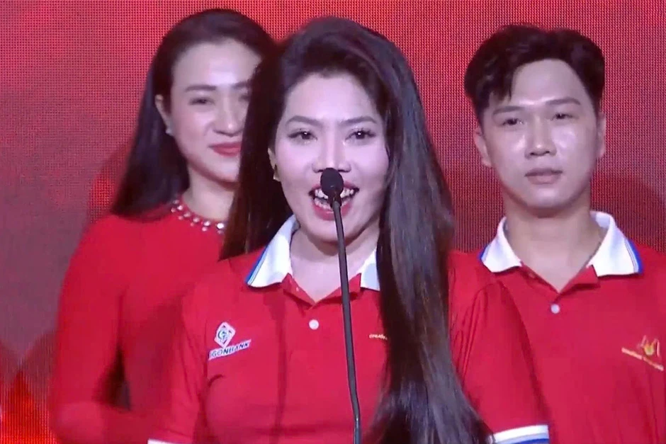 CEO bất động sản, bác sĩ lọt Top 32 'Chuông vàng vọng cổ' CEO bất động sản, bác sĩ lọt Top 32 'Chuông vàng vọng cổ'