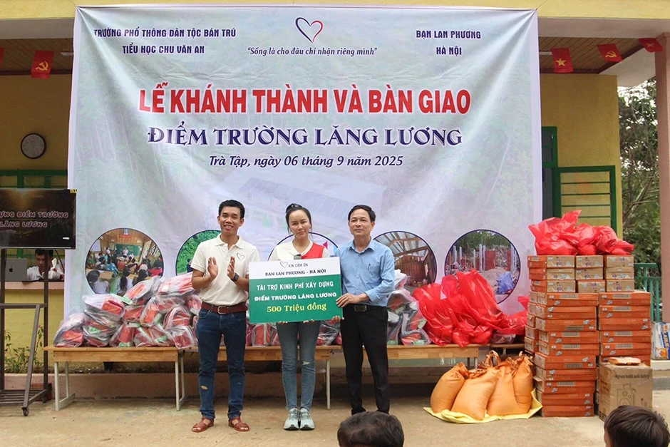 Chàng kỹ sư 16 năm 'trèo đèo, lội suối' xây trường vùng cao Chàng kỹ sư 16 năm 'trèo đèo, lội suối' xây trường vùng cao