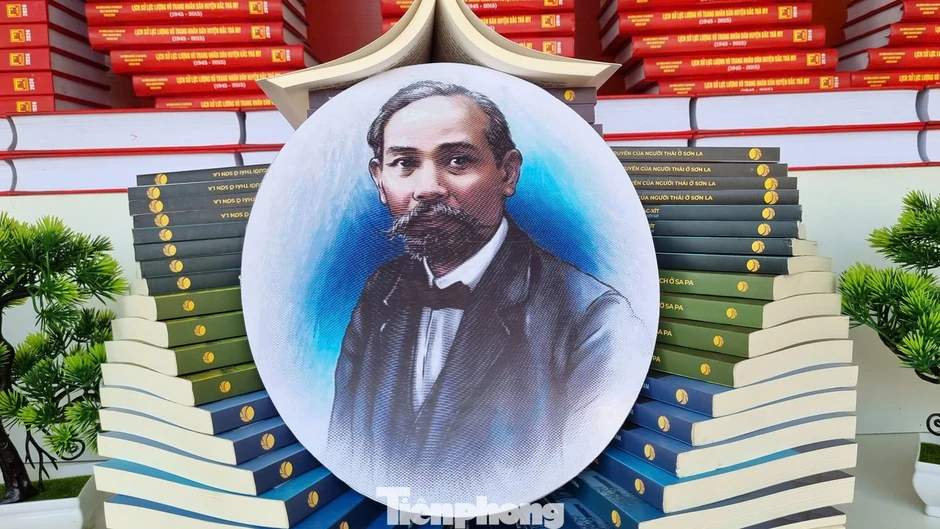 'Chi bằng học' - thông điệp trăm năm về giáo dục của Phan Châu Trinh vẫn nóng hổi 'Chi bằng học' - thông điệp trăm năm về giáo dục của Phan Châu Trinh vẫn nóng hổi