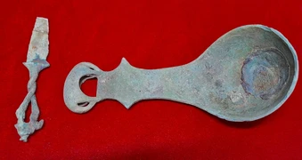 Chiêm ngưỡng 3 bảo vật quốc gia quý hiếm