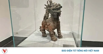 Chiêm ngưỡng bảo vật quốc gia và nhiều hiện vật quý tại bảo tàng Mỹ thuật Việt Nam
