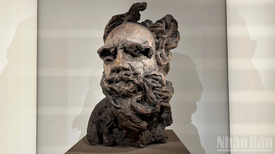 Chiêm ngưỡng tác phẩm của Stepan Erzya-nhà điêu khắc được mệnh danh "Rodin của Nga" Chiêm ngưỡng tác phẩm của Stepan Erzya-nhà điêu khắc được mệnh danh "Rodin của Nga"