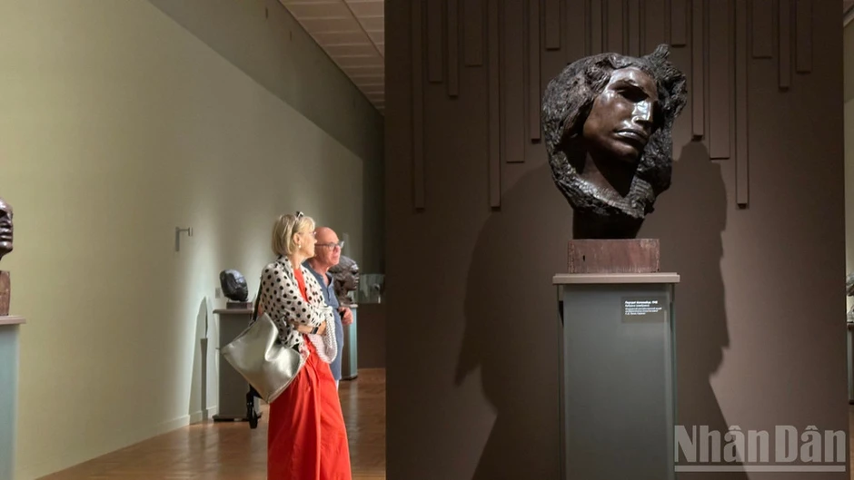 Chiêm ngưỡng tác phẩm của Stepan Erzya-nhà điêu khắc được mệnh danh "Rodin của Nga" Chiêm ngưỡng tác phẩm của Stepan Erzya-nhà điêu khắc được mệnh danh "Rodin của Nga"