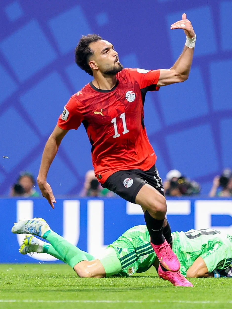 Chiếu World Cup phục vụ khách, quán cà phê có phải trả phí bản quyền? Chiếu World Cup phục vụ khách, quán cà phê có phải trả phí bản quyền?