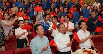 Chương trình nghệ thuật “Bác Hồ - Hai tiếng thiêng liêng” được đông đảo khán giả đón nhận tại Hà Tĩnh