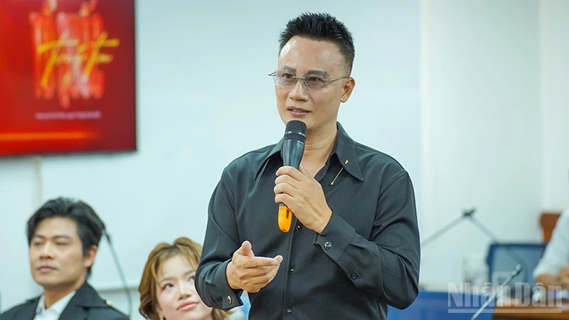 Chương trình nghệ thuật chính luận “Tổ quốc trong tim” 2026: Từng bước xây dựng thương hiệu văn hóa-nghệ thuật có bản sắc riêng Chương trình nghệ thuật chính luận “Tổ quốc trong tim” 2026: Từng bước xây dựng thương hiệu văn hóa-nghệ thuật có bản sắc riêng
