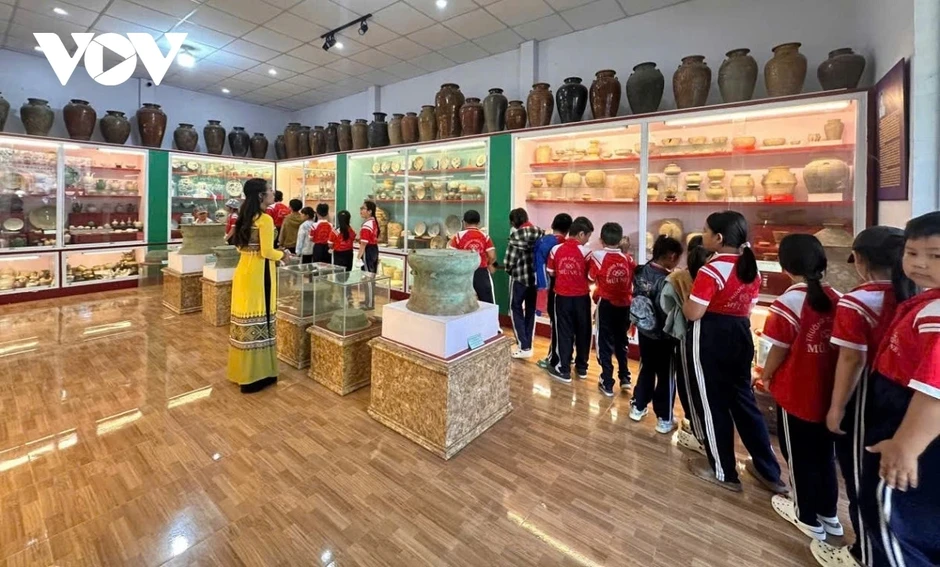 Chuyển đổi số tại Bảo tàng Cổ vật Mũi Né góp phần phát huy giá trị di sản Chuyển đổi số tại Bảo tàng Cổ vật Mũi Né góp phần phát huy giá trị di sản