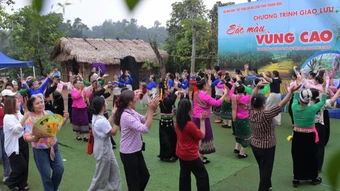Chuyển giao Làng Văn hóa-Du lịch các dân tộc Việt Nam về UBND thành phố Hà Nội quản lý từ ngày 1/7