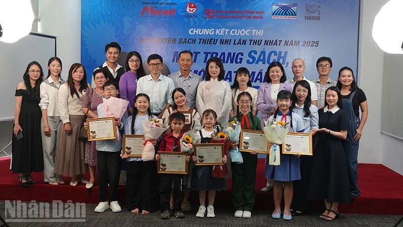 Cô bé đến từ Hà Nội đoạt giải Nhất Cuộc thi Kể chuyện sách thiếu nhi lần 1-2025 Cô bé đến từ Hà Nội đoạt giải Nhất Cuộc thi Kể chuyện sách thiếu nhi lần 1-2025