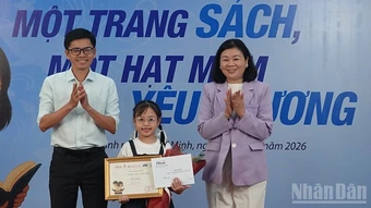 Cô bé đến từ Hà Nội đoạt giải Nhất Cuộc thi Kể chuyện sách thiếu nhi lần 1-2025