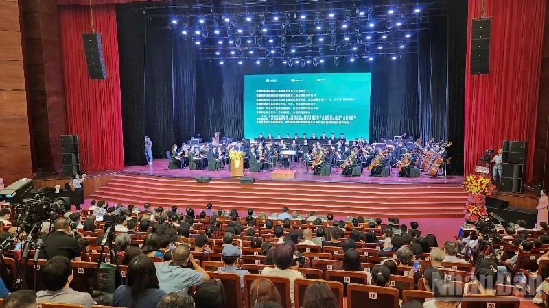 Đà Nẵng: Đặc sắc chương trình giao hưởng hữu nghị Việt Nam-Trung Quốc