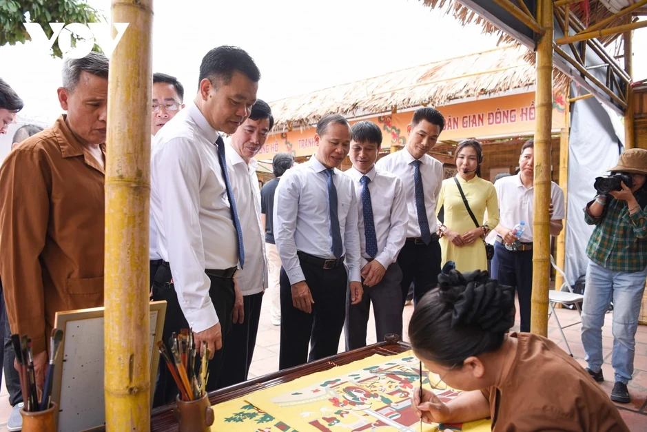 Đặc sắc triển lãm tranh dân gian Việt Nam tại làng nghề Đông Hồ ở Bắc Ninh