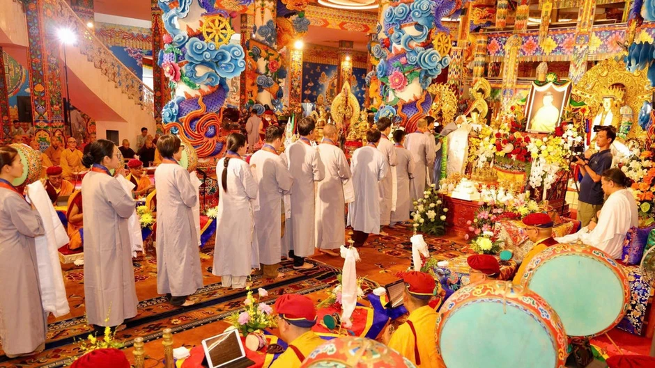 Đại bảo tháp Mandala Tây Thiên tri ân các anh hùng liệt sĩ mùa Vu Lan Đại bảo tháp Mandala Tây Thiên tri ân các anh hùng liệt sĩ mùa Vu Lan