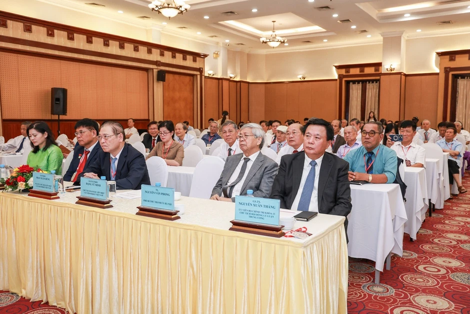 Đại hội đại biểu toàn quốc Hội Khoa học Lịch sử Việt Nam lần thứ VIII Đại hội đại biểu toàn quốc Hội Khoa học Lịch sử Việt Nam lần thứ VIII