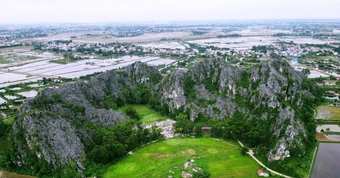 Dấu tích cư trú, mộ táng của cư dân thời tiền - sơ sử ở Ninh Bình