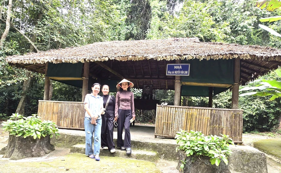 Di tích Căn cứ Trung ương Cục miền Nam: Huyền diệu dưới tán rừng Rùm Đuôn Di tích Căn cứ Trung ương Cục miền Nam: Huyền diệu dưới tán rừng Rùm Đuôn