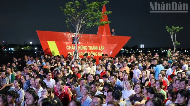 Đồng Nai dòng chảy lịch sử, khát vọng tương lai Đồng Nai dòng chảy lịch sử, khát vọng tương lai