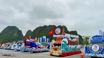 Độc đáo mô hình các xã, phường, đặc khu của Quảng Ninh tại Hội thi diễu hành Carnaval Hạ Long 2026