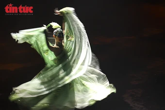 Dư âm vũ kịch 'Khổng Tước'&nbsp;lắng đọng trong lòng khán giả