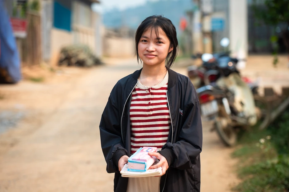 'Em ước có một thư viện nhỏ ở gần nhà em hơn' 'Em ước có một thư viện nhỏ ở gần nhà em hơn'