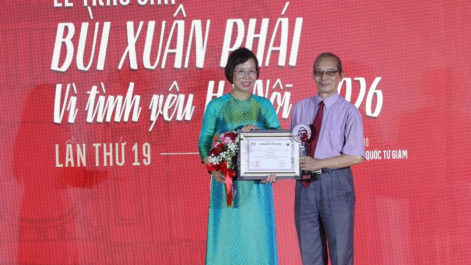 Giải thưởng Bùi Xuân Phái-Vì tình yêu Hà Nội lần thứ 19 tôn vinh những cống hiến cho Thủ đô Giải thưởng Bùi Xuân Phái-Vì tình yêu Hà Nội lần thứ 19 tôn vinh những cống hiến cho Thủ đô
